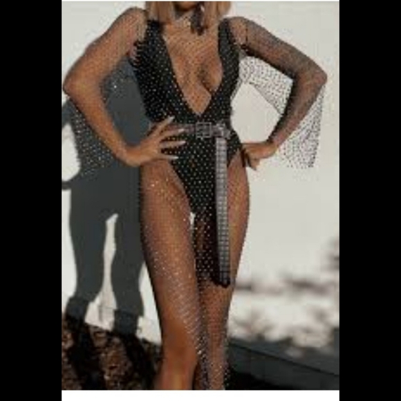 🆕 LISTING!! BNWOT CRYSTAL RHINESTONE OPEN FISHNET MAXI DRESS - Picture 3 of 9